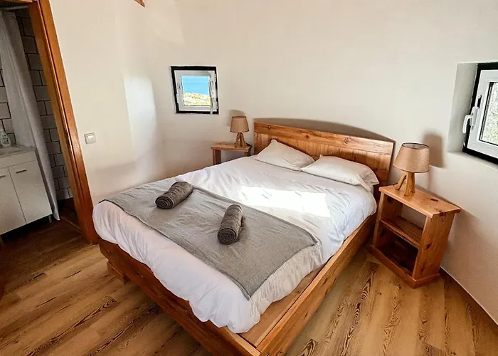 Banana Eco Camp Angra do Heroismo